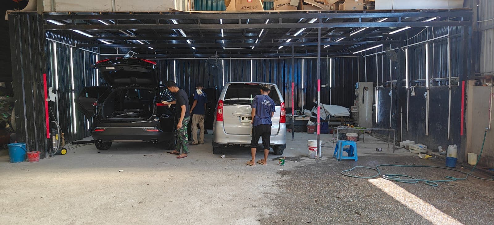 Pengecatan dan Finishing
